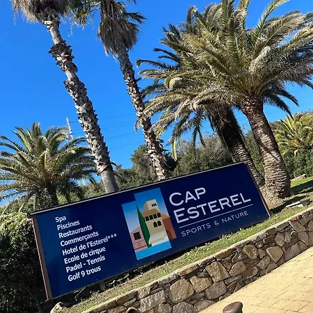 Cap Esterel Village , Agay 4prs Climatise-wifi-parking Inclus Apartamento *